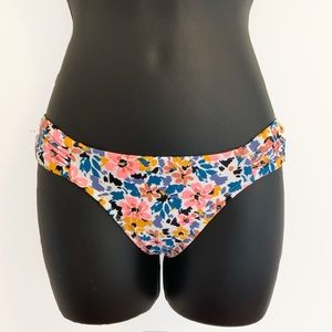 TARGET FLORAL SWIMSUIT BOTTOMS